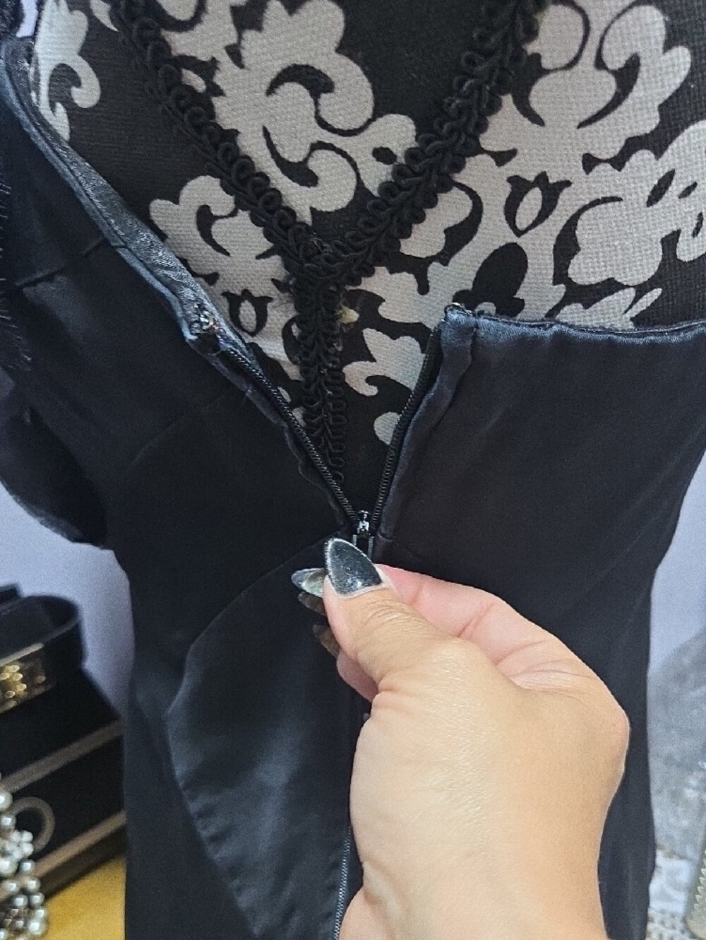 White House Black Market Black and Floral Strapless Top - Picture 8 of 13